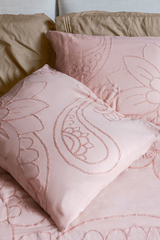 Tufted Paisley Duvet Cover & Pillow Shams (Queen Size)